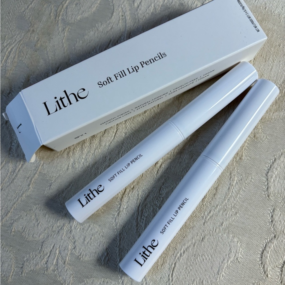 Lithe Beauty Soft Fill Lip Pencils Lipstick Set Duo Dusk & Scarlet BNIB